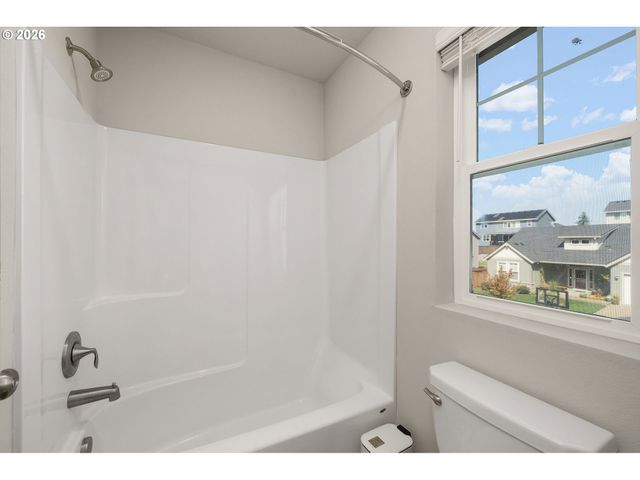 37594 KETA St, Sandy, OR 97055