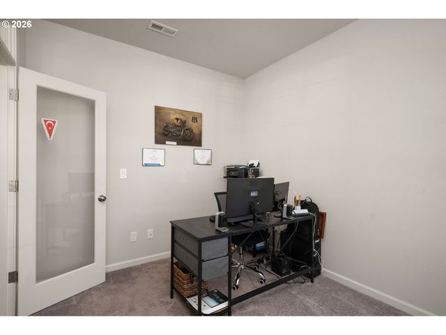 37594 KETA St, Sandy, OR 97055
