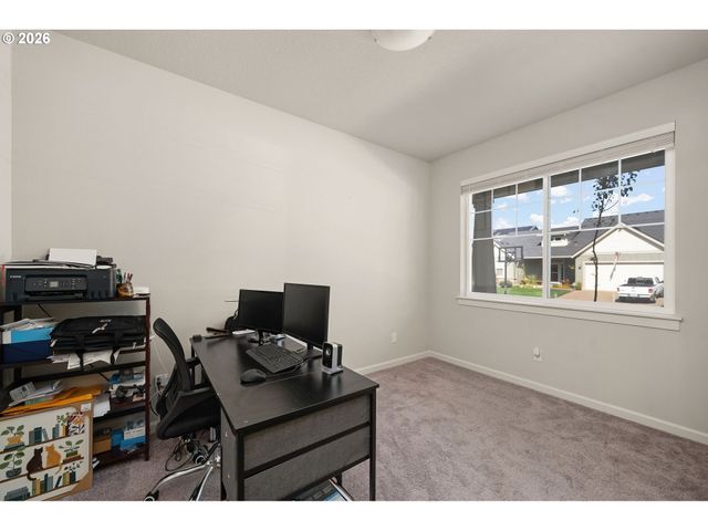 37594 KETA St, Sandy, OR 97055