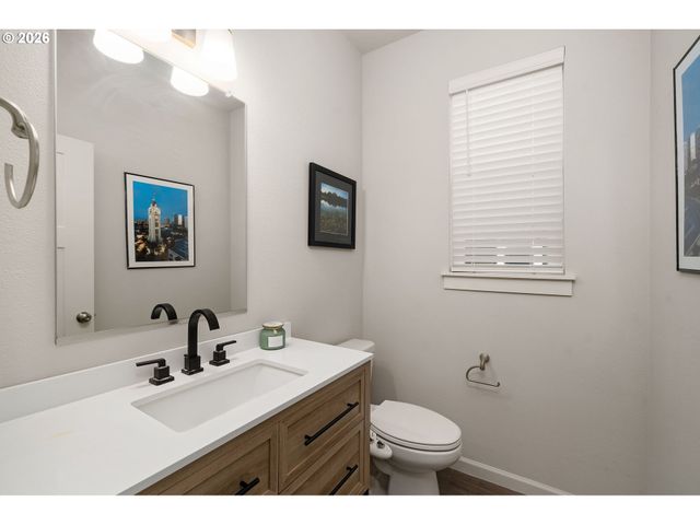 37594 KETA St, Sandy, OR 97055