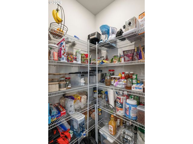 37594 KETA St, Sandy, OR 97055