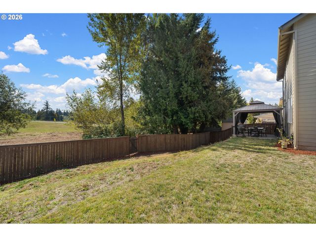 37594 KETA St, Sandy, OR 97055