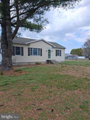 10691 RIFLE RANGE RD, Bridgeville, DE 19933