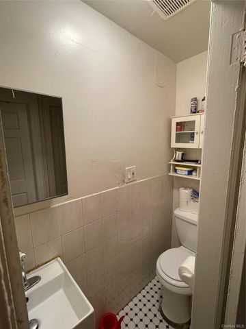 2464 Crescent Street, Astoria, NY 11102