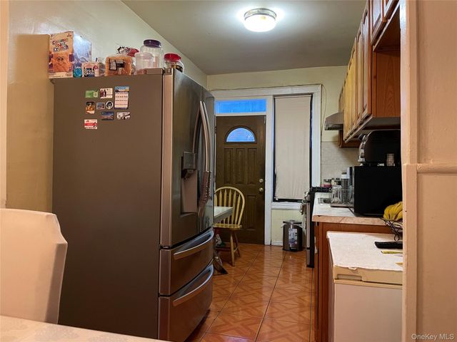 2464 Crescent Street, Astoria, NY 11102