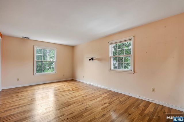 26 Fischer Avenue, Nutley, NJ 07110