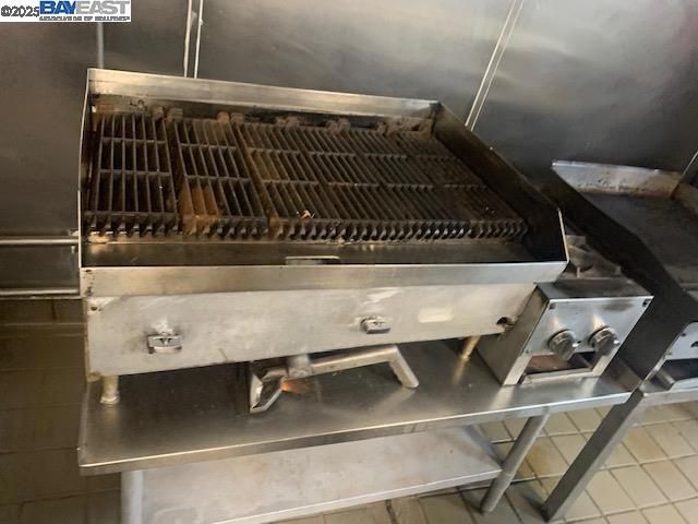 3829 Foothill Blvd, Oakland, CA 94601