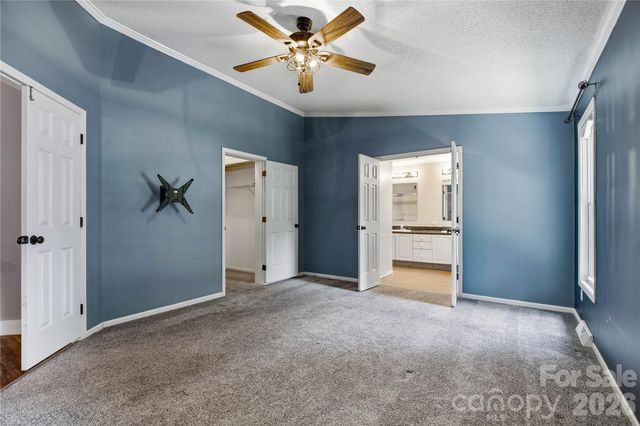 3555 Lake Bluff Drive, Sherrills Ford, NC 28673