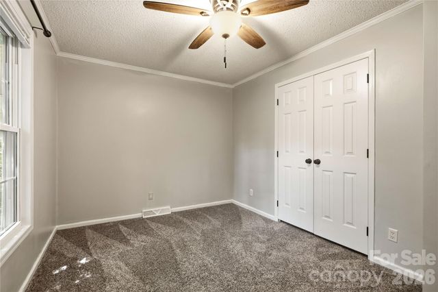 3555 Lake Bluff Drive, Sherrills Ford, NC 28673