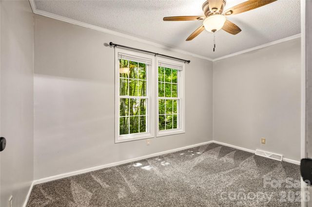3555 Lake Bluff Drive, Sherrills Ford, NC 28673