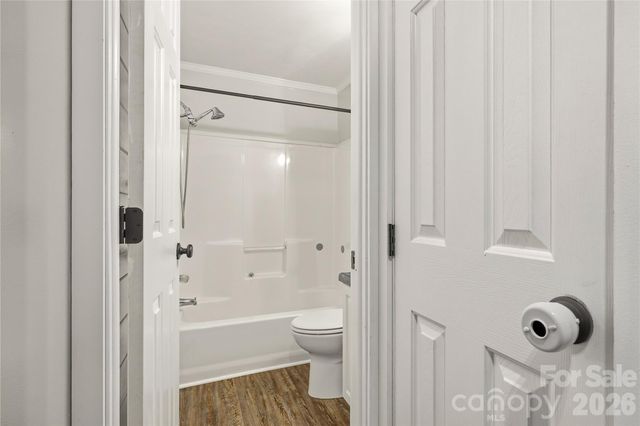 3555 Lake Bluff Drive, Sherrills Ford, NC 28673