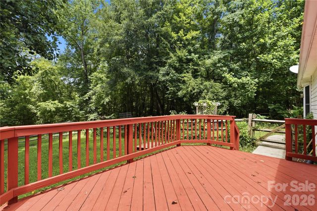 3555 Lake Bluff Drive, Sherrills Ford, NC 28673