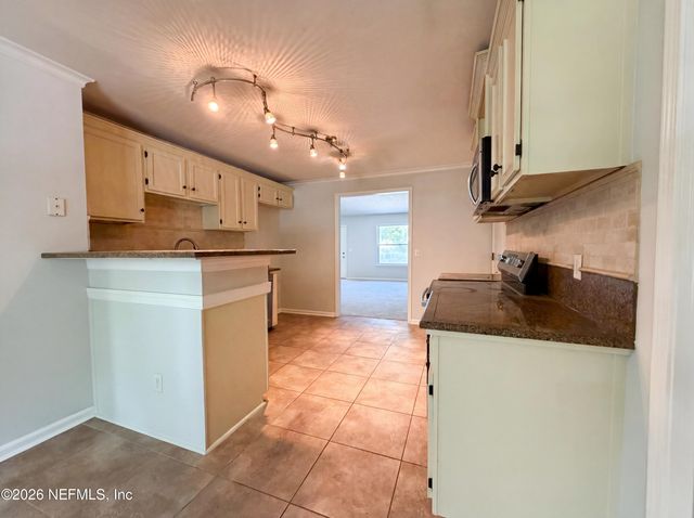 550 REMINGTON FOREST Drive, St. Johns, FL 32259