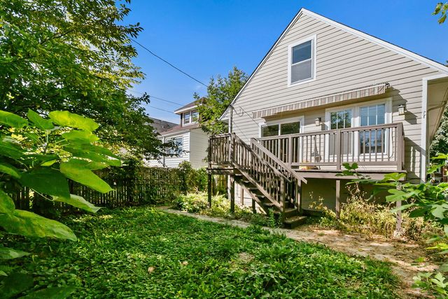 1527 Elmwood Avenue, Berwyn, IL 60402
