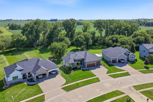 2408 NW Springbrooke Drive, Grimes, IA 50111