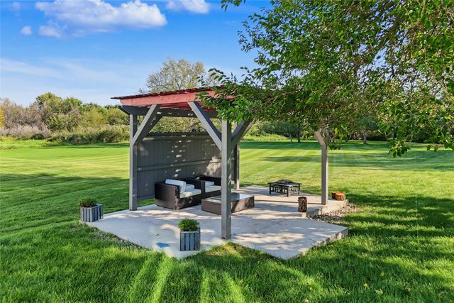 2408 NW Springbrooke Drive, Grimes, IA 50111