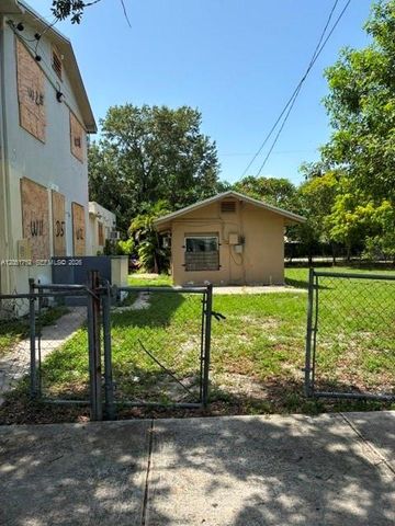 1133 NW 79th Terrace, Miami, FL 33150