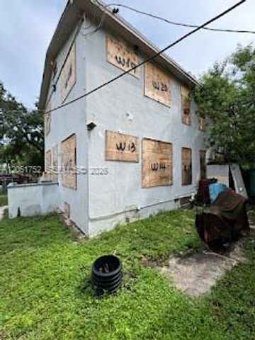 1133 NW 79th Terrace, Miami, FL 33150