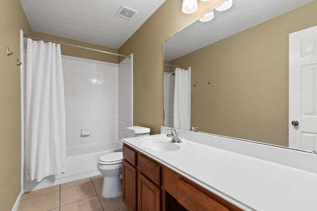 17011 Mariners Bay Drive, Houston, TX 77095