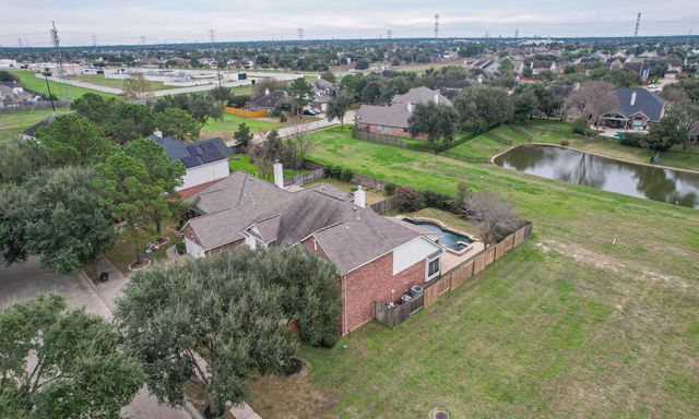 17011 Mariners Bay Drive, Houston, TX 77095