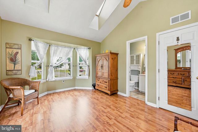 614 WOODGATE LN, Aston, PA 19014