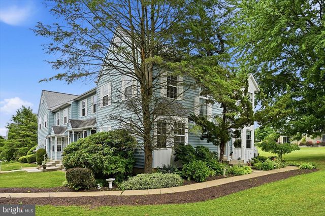 614 WOODGATE LN, Aston, PA 19014