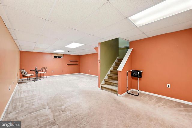 614 WOODGATE LN, Aston, PA 19014