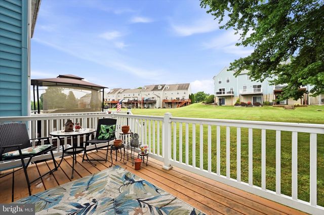 614 WOODGATE LN, Aston, PA 19014