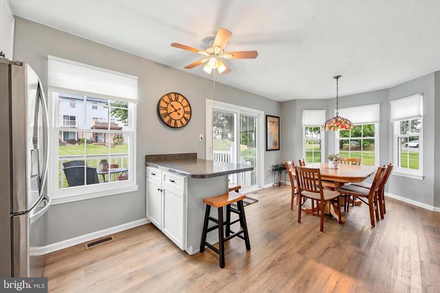 614 WOODGATE LN, Aston, PA 19014