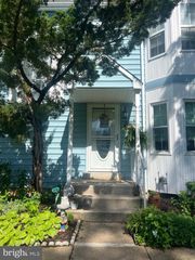 614 WOODGATE LN, Aston, PA 19014