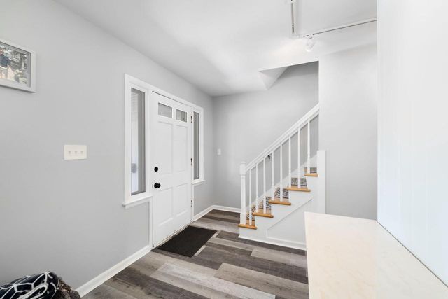 5115 Russell COURT E, Greendale, WI 53129