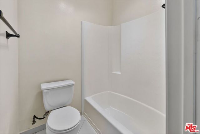 5900 Canterbury Drive B217, Culver City, CA 90230