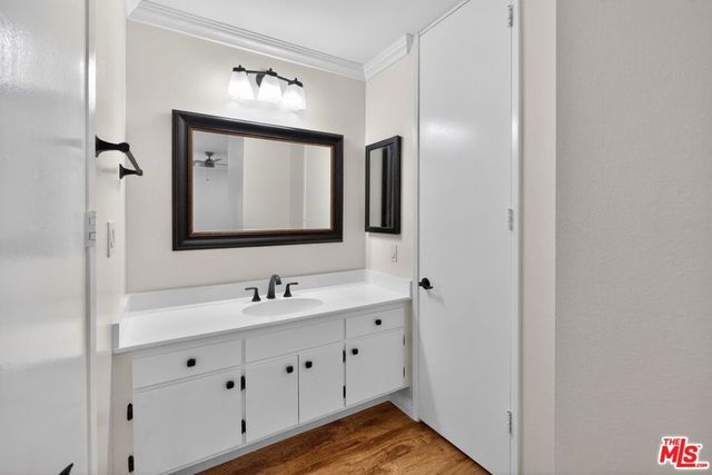 5900 Canterbury Drive B217, Culver City, CA 90230