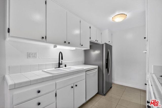 5900 Canterbury Drive B217, Culver City, CA 90230