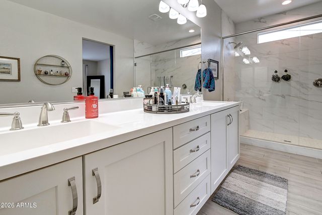 2140 E ALAMEDA Road, Phoenix, AZ 85024