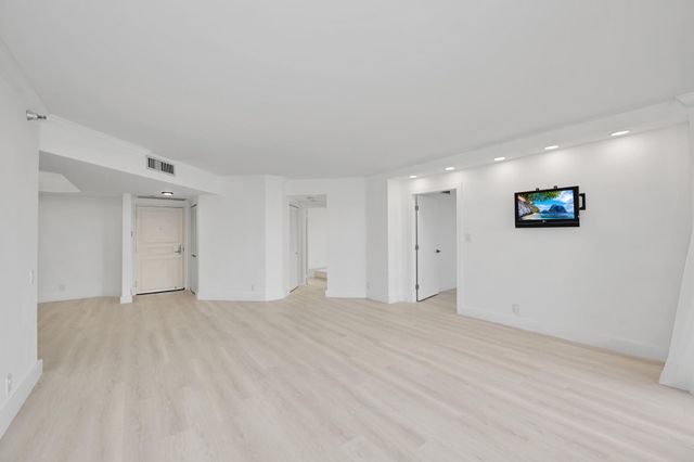 3640 Yacht Club Drive 1501, Aventura, FL 33180