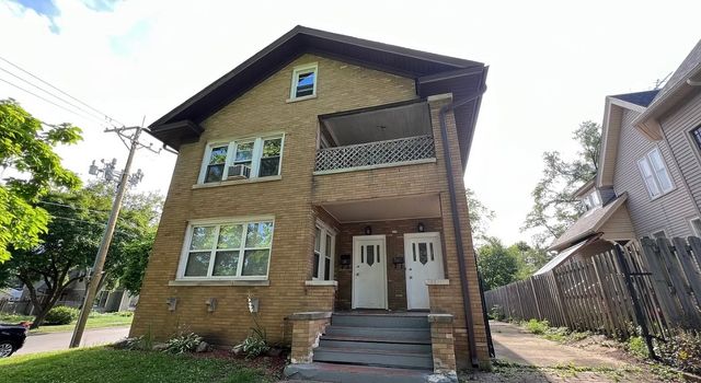 170 S Porter Street 2, Elgin, IL 60120