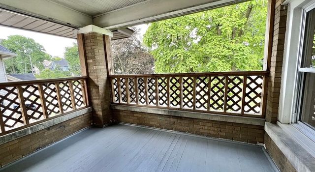 170 S Porter Street 2, Elgin, IL 60120