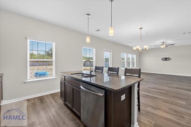 1670 Arnold Drive SE, Allenhurst, GA 31301