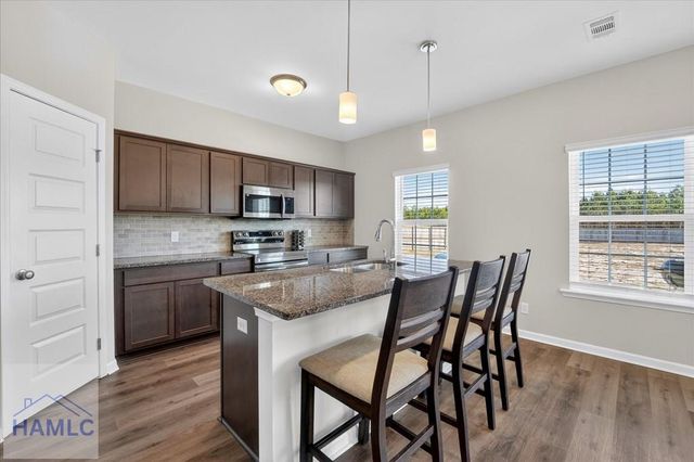 1670 Arnold Drive SE, Allenhurst, GA 31301