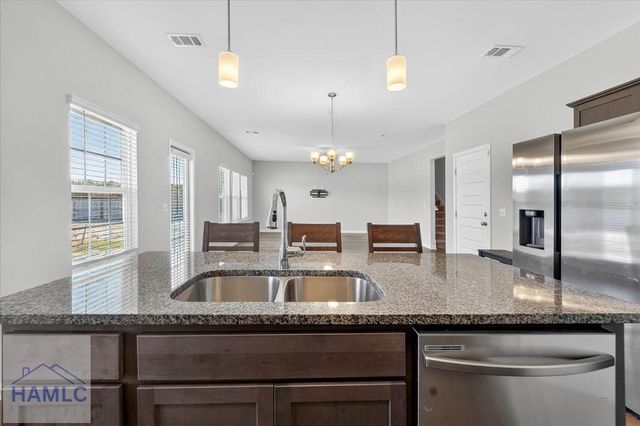 1670 Arnold Drive SE, Allenhurst, GA 31301