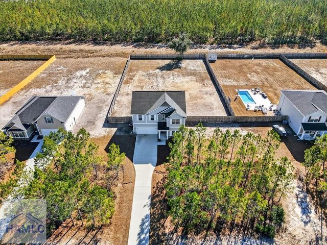 1670 Arnold Drive SE, Allenhurst, GA 31301