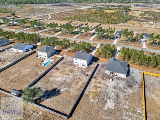 1670 Arnold Drive SE, Allenhurst, GA 31301