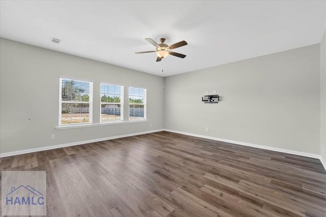 1670 Arnold Drive SE, Allenhurst, GA 31301