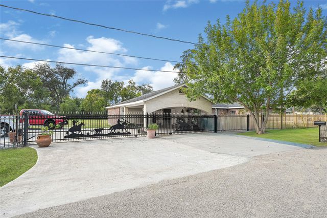 2120 Vance Street, Houston, TX 77093