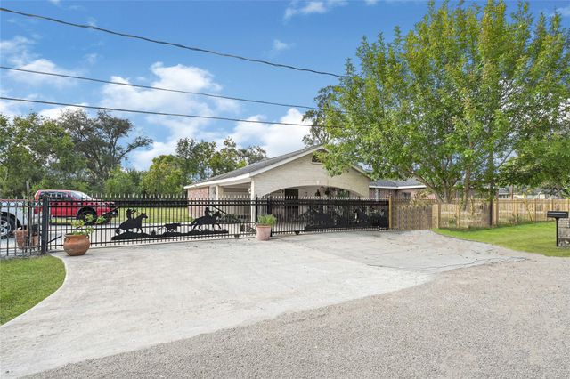 2120 Vance Street, Houston, TX 77093