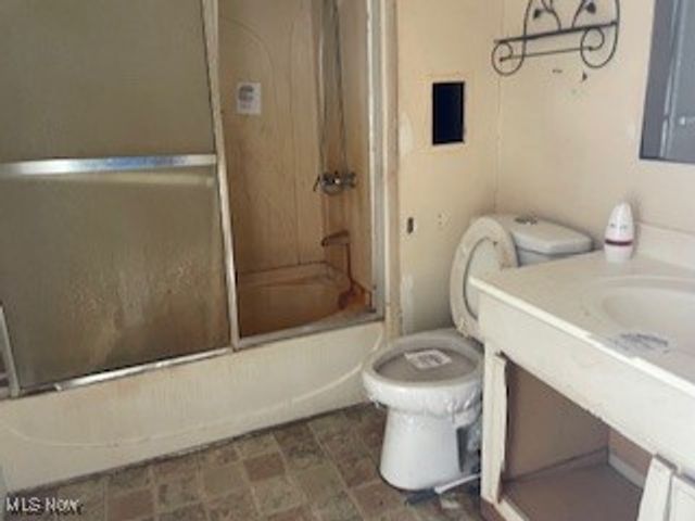 6234 Riggle Hill Road NE, Somerdale, OH 44678