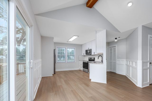 3534 Gordon Dr., Myrtle Beach, SC 29579