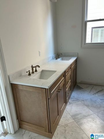 1117 NINA'S WAY, Vestavia Hills, AL 35243