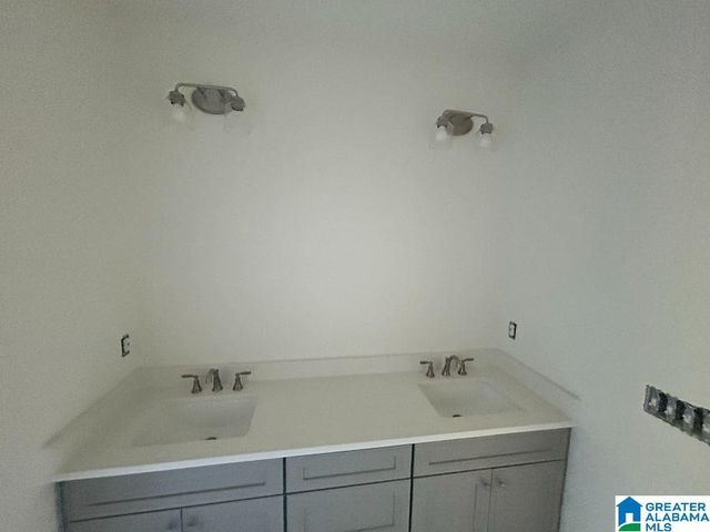 1117 NINA'S WAY, Vestavia Hills, AL 35243